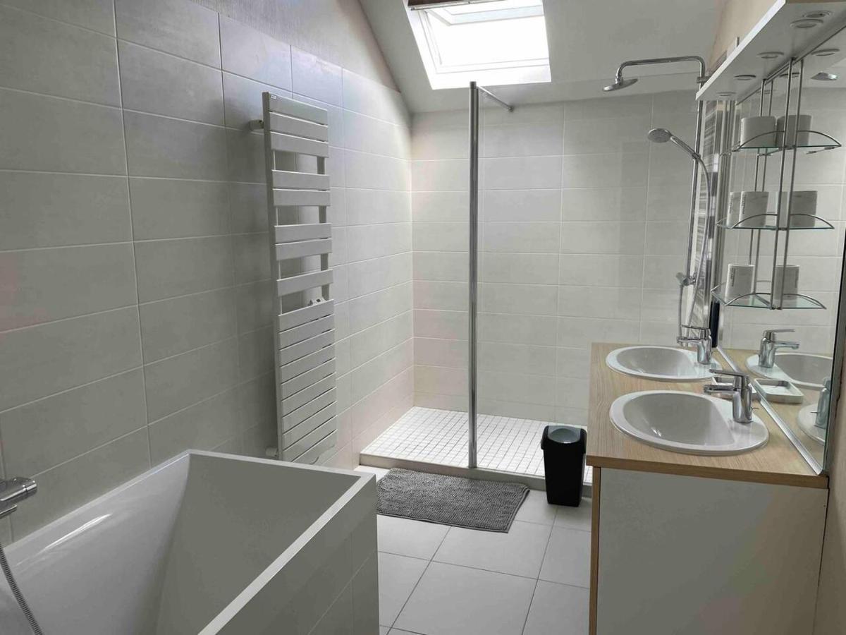Logement Centre Ville 1 A 4 Chambres Alencon Luaran gambar